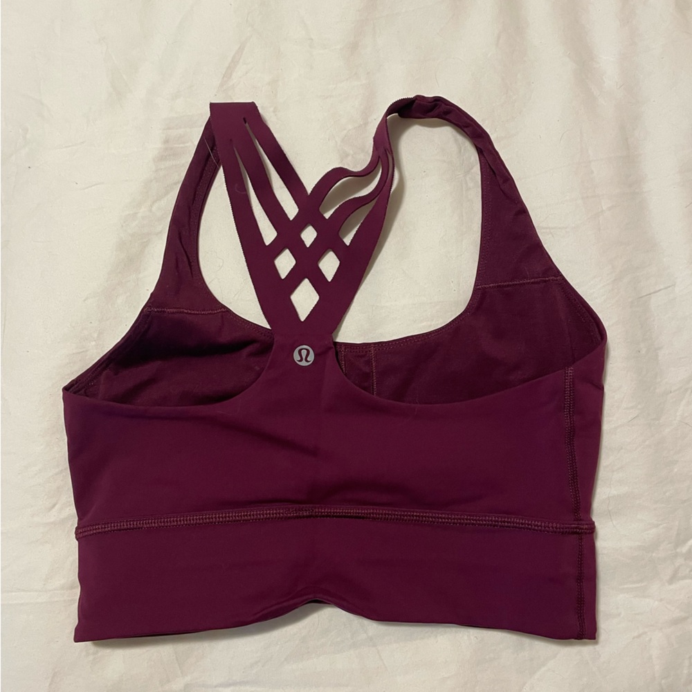 Lululemon sports bra